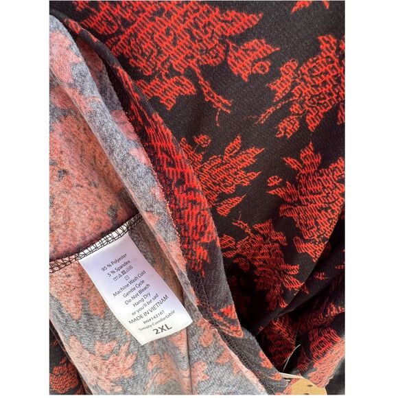 NWT Tunic 2XL High low Tunic top, LuLaRoe Irma - Picture 3 of 4